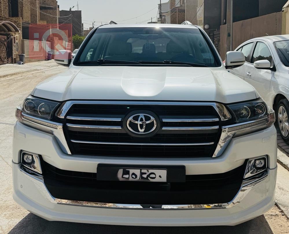 تويوتا لاندكروزر